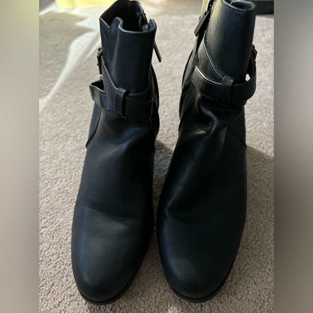 Black Kenneth Cole Boots